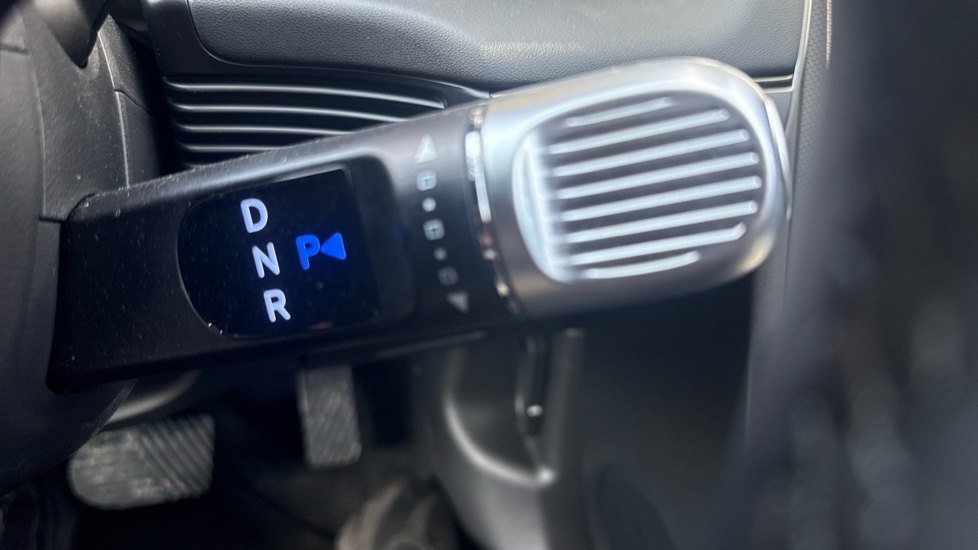 Hyundai Ioniq 5 168Kw Premium 84 Kwh White #31