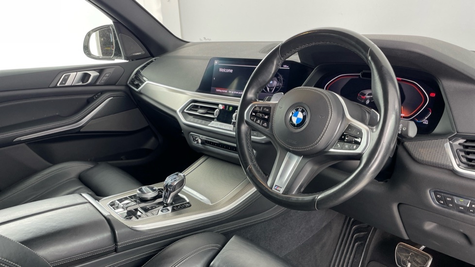 BMW X5 M M Sport White #6