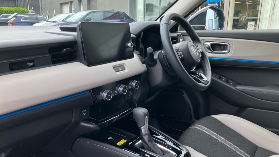 Honda Hr-V Advance Style Black #2