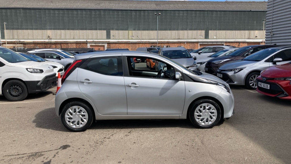 Toyota Aygo X Aygo X-play Tss Vvt-i White #23