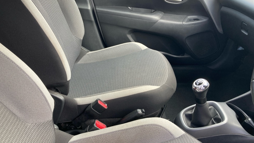 Toyota Aygo X Aygo X-play Tss Vvt-i White #18