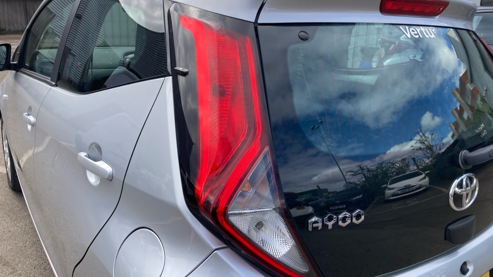 Toyota Aygo X Aygo X-play Tss Vvt-i White #21