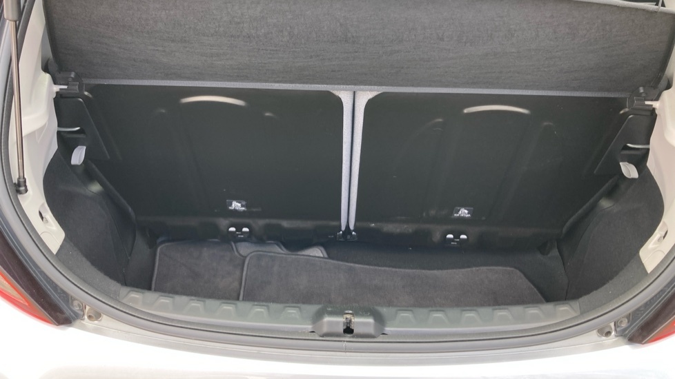 Toyota Aygo X Aygo X-play Tss Vvt-i White #13