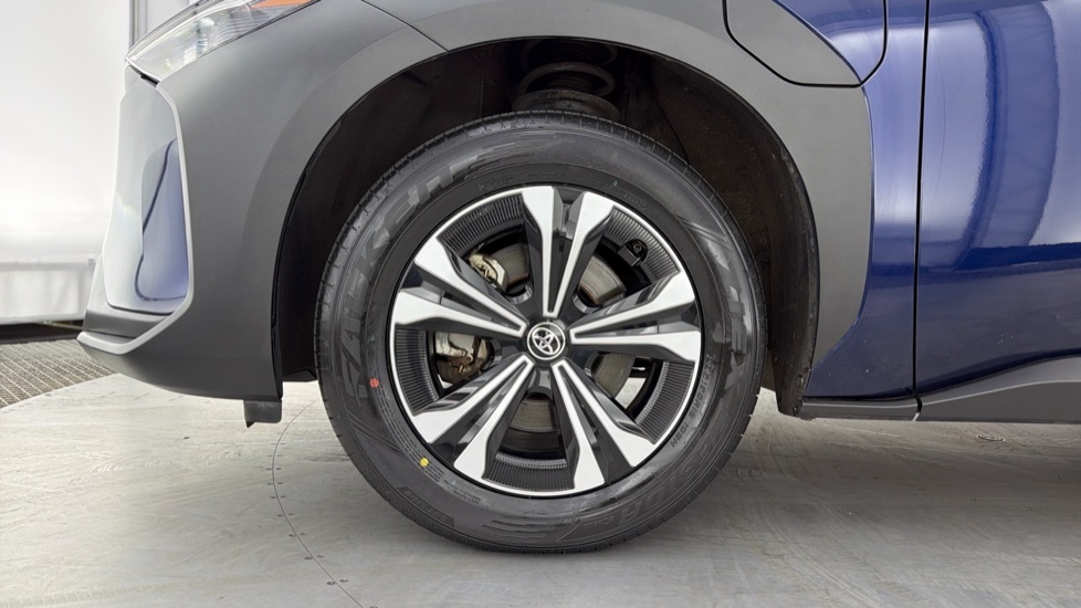 Toyota bZ4X 71.4 Kwh Vision Suv 11Kw Obc Silver #26