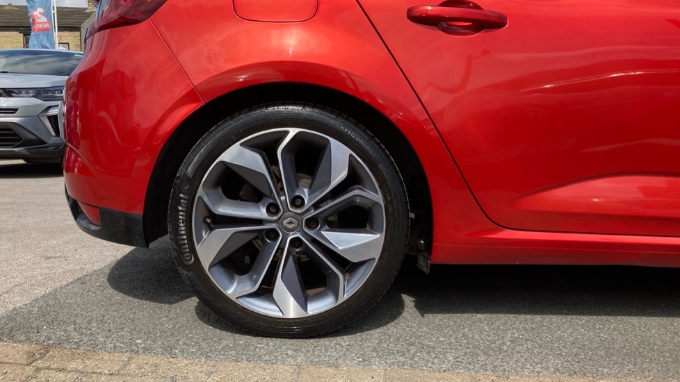 Renault Megane Signature Nav Red #5