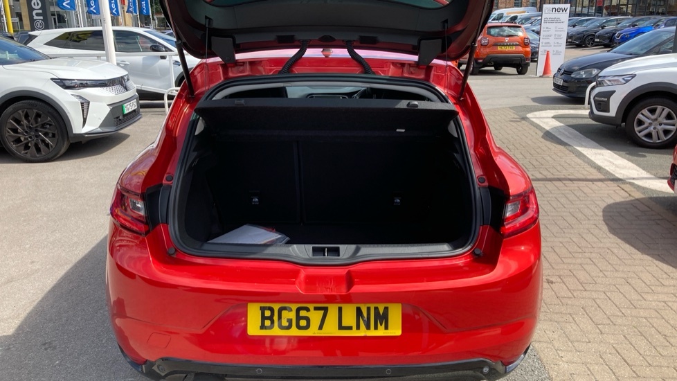 Renault Megane Signature Nav Red #2