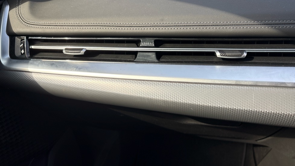 BMW iX1 Bmw Ix1 Estate 150Kw Edrive20 M Sport 65K White #39
