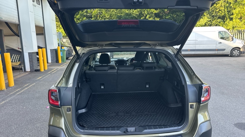 Subaru Outback Limited Green #4