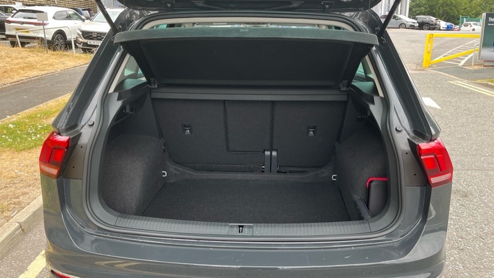 Volkswagen Tiguan Life Grey #4