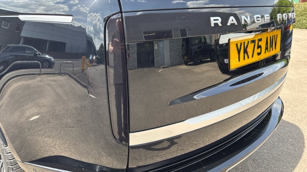 Land Rover Range Rover 4.4 P530 V8 Lwb Estate Black #65