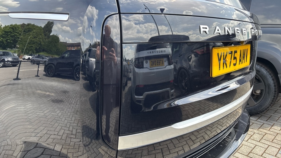 Land Rover Range Rover 4.4 P530 V8 Lwb Estate Black #67