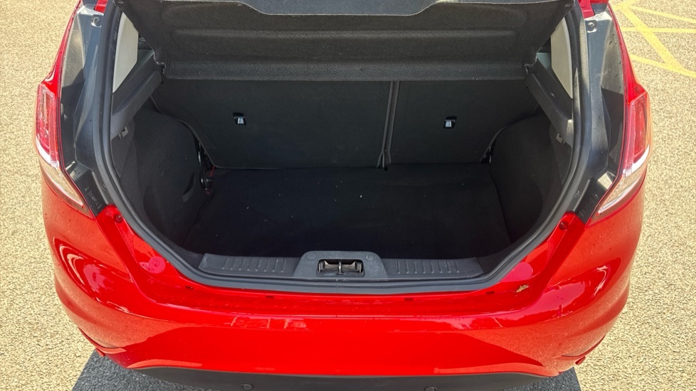 Ford Fiesta Zetec Red #4