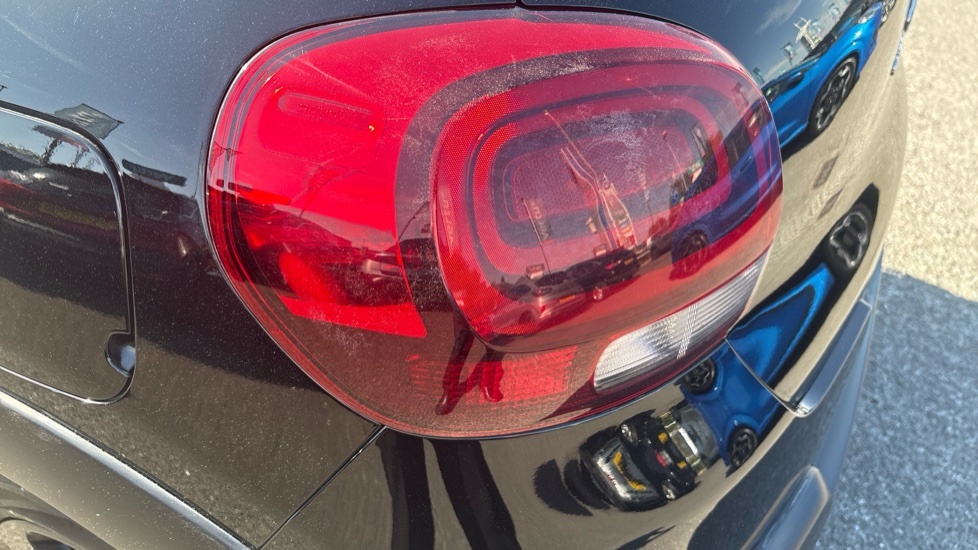 Citroen C3 1.5 Bluehdi Flair Euro 6 Ss 8,782 Car Detai  #35