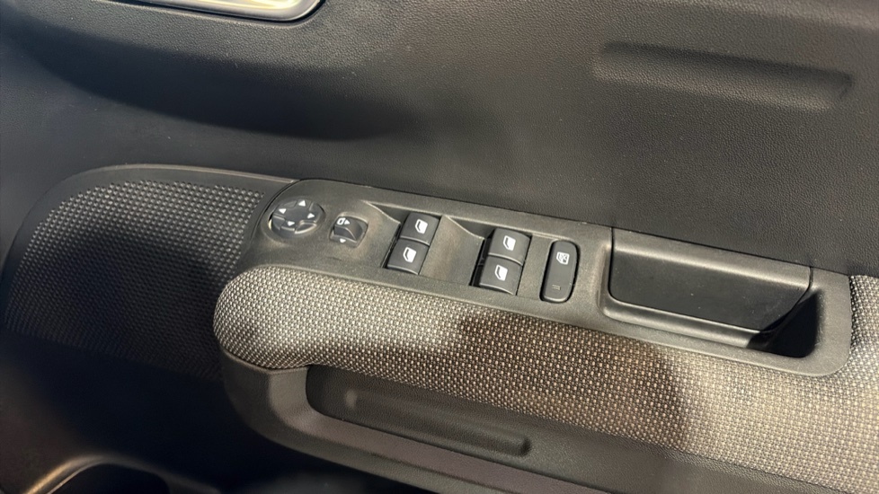 Citroen C3 Aircross 1.2 Puretech 110 Flair 6 Speed #29
