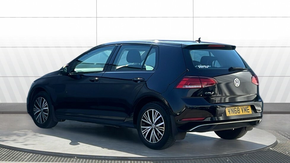 Volkswagen Golf Se Black #2
