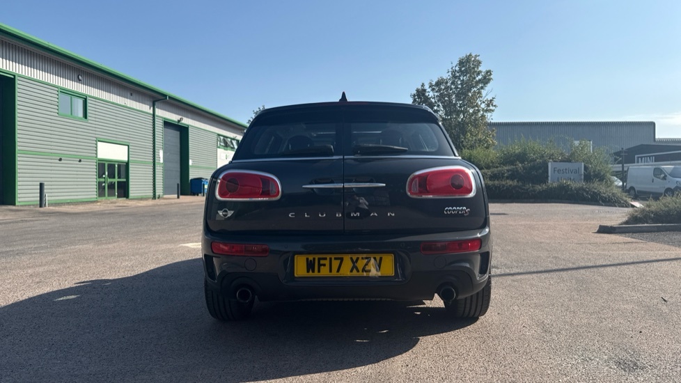 Mini Clubman Clubman Cooper Red #25