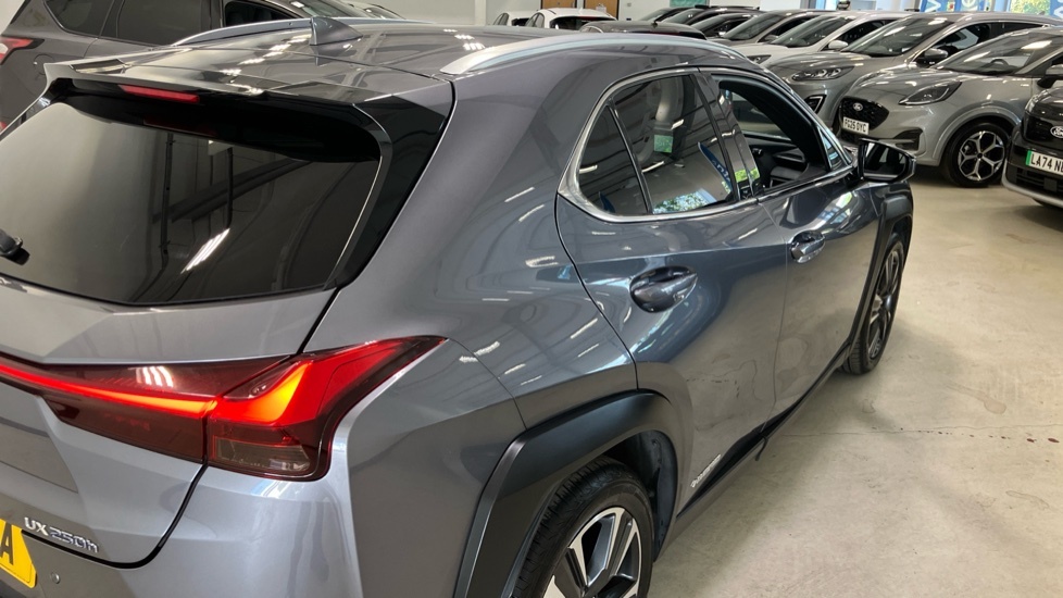 Lexus UX 2.0 250H Takumi Suv Hybrid E-cvt Euro 6 White #38