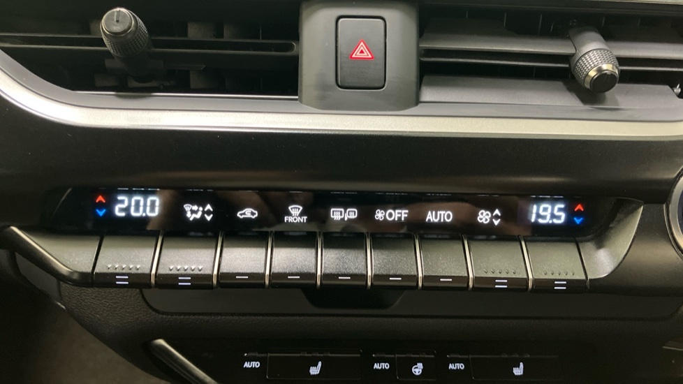Lexus UX 2.0 250H Takumi Suv Hybrid E-cvt Euro 6 White #26