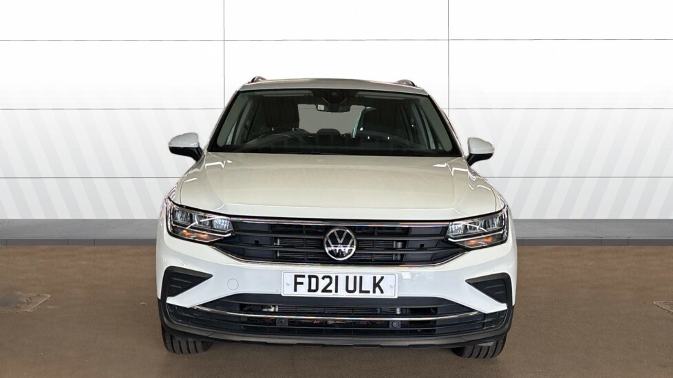 Volkswagen Tiguan Life White #3