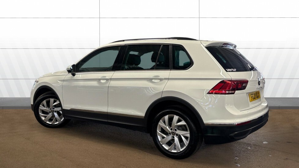 Volkswagen Tiguan Life White #2