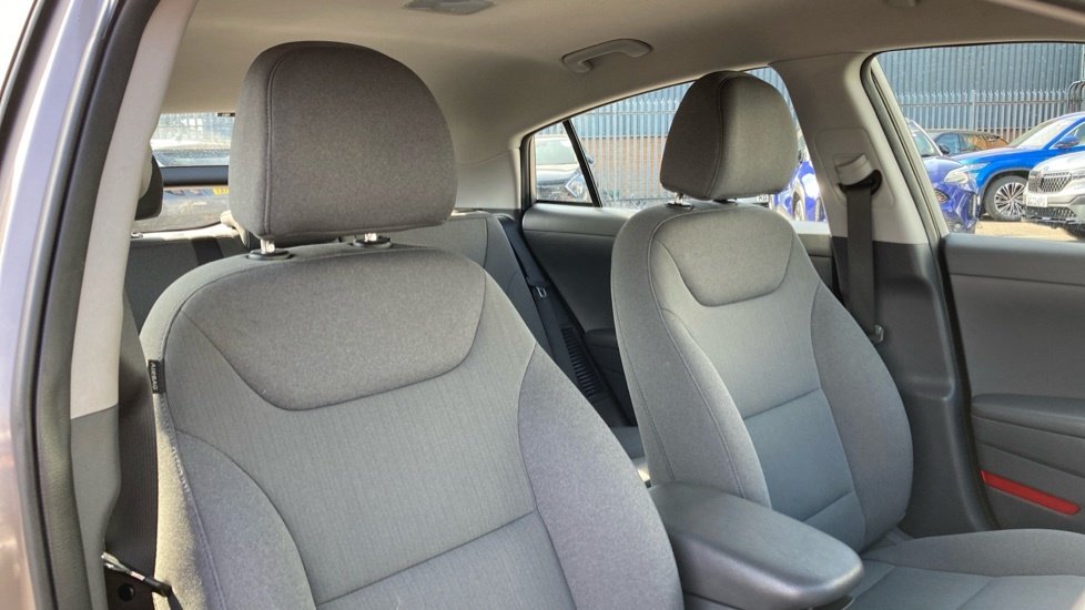 Hyundai Ioniq 1.6 Gdi Plug-in Hybrid Premium Dct Grey #18