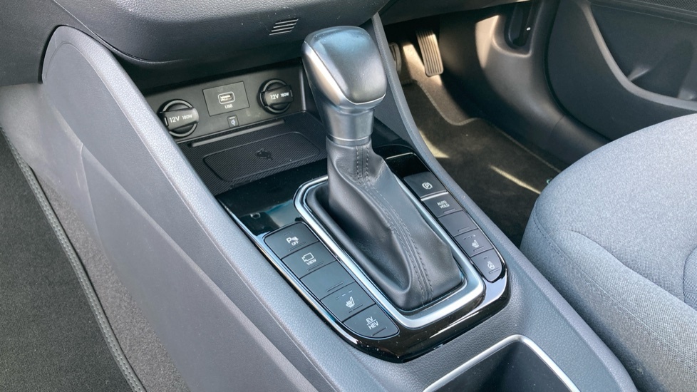 Hyundai Ioniq 1.6 Gdi Plug-in Hybrid Premium Dct Grey #12