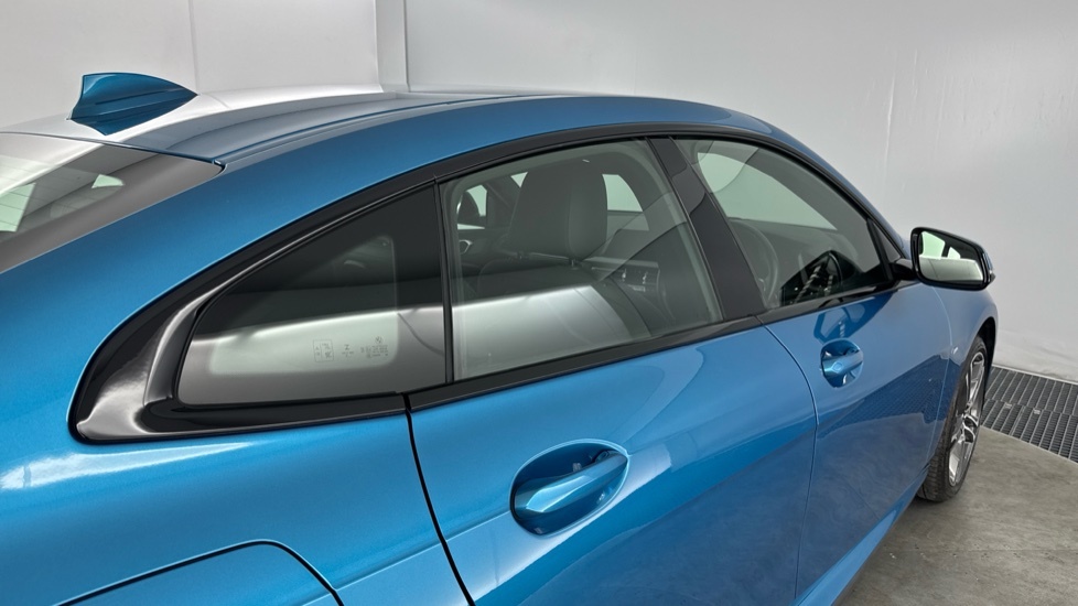 BMW 2 Series 1.5 218I M Sport Saloon Dct 136 Ps Black #22