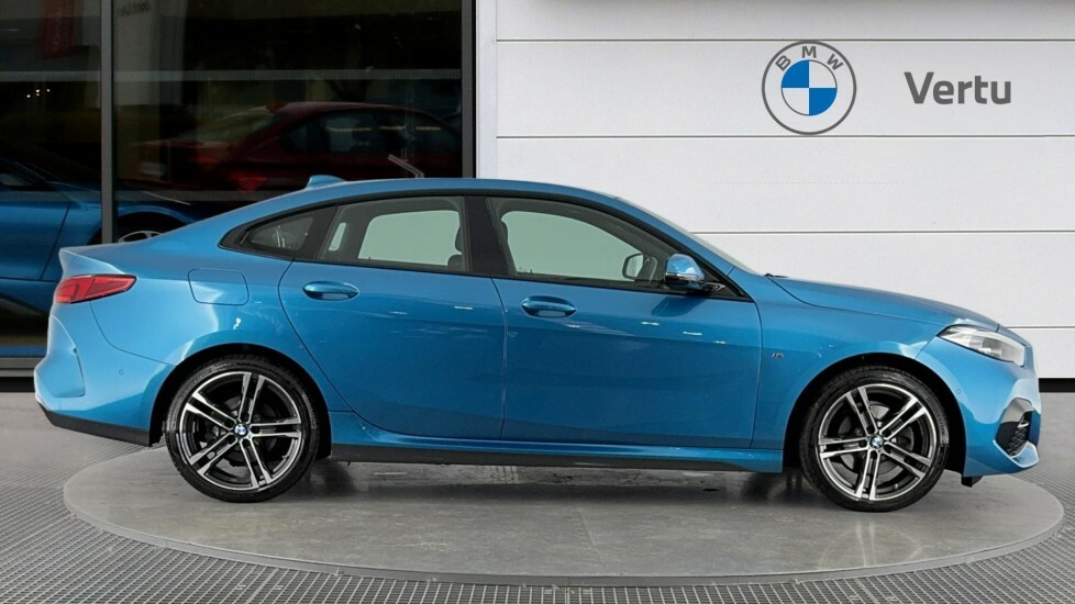 BMW 2 Series 1.5 218I M Sport Saloon Dct 136 Ps Black #2