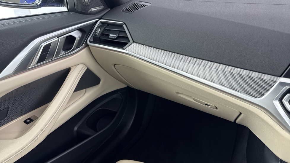 BMW 4 Series 2.0 430I M Sport Convertible Euro Blue #37