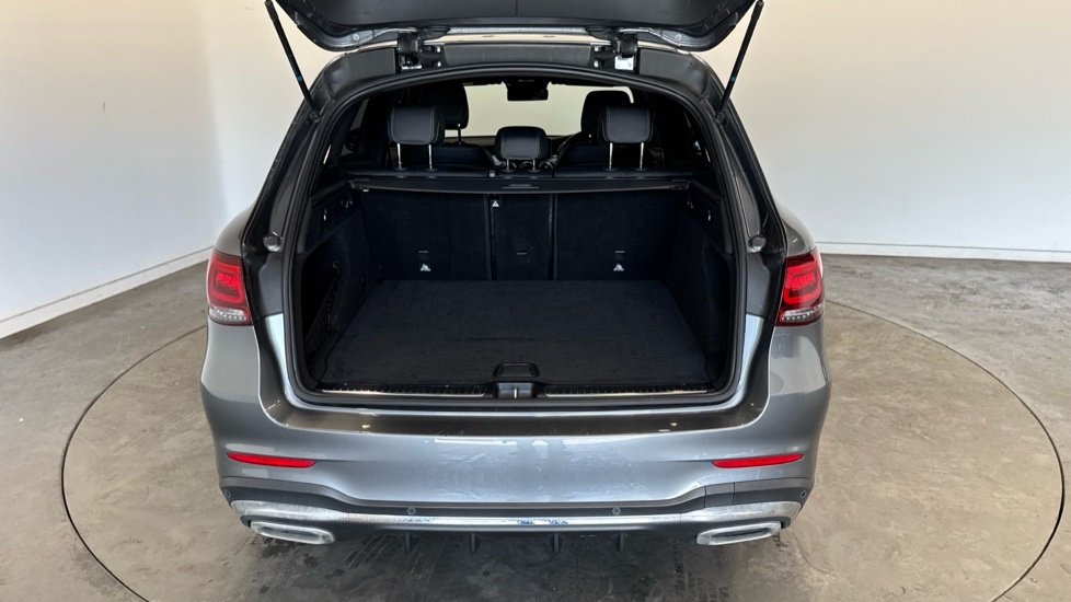 Mercedes-Benz GLC Class 220D Amg Line Premium Suv G-tronic 4 Black #4