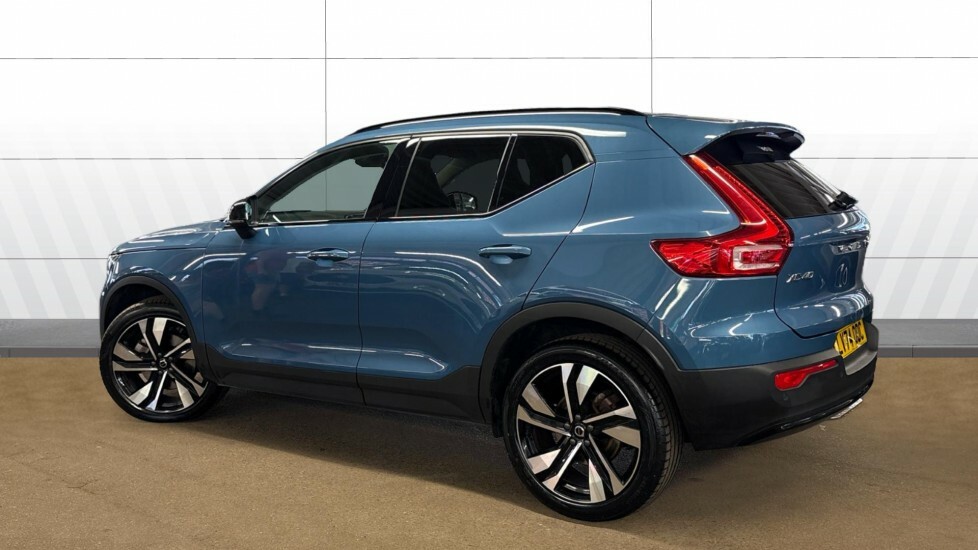 Volvo XC40 Ultra Blue #2