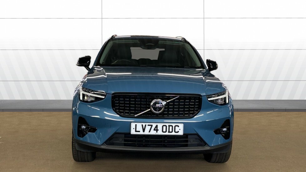 Volvo XC40 Ultra Blue #3
