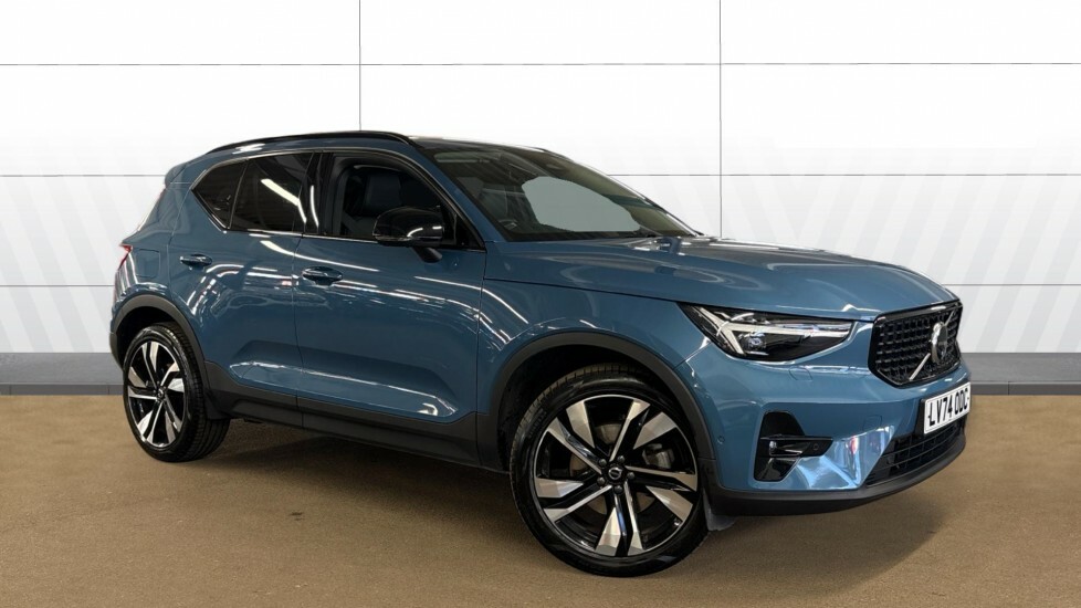 Volvo XC40 Ultra Blue