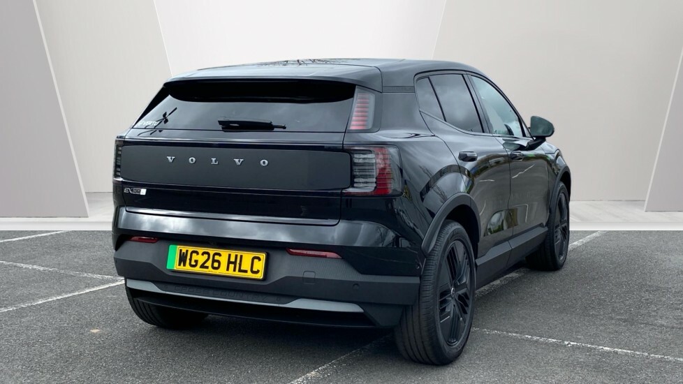 Volvo EX30 Cross Country Cross Country Ultra Black #2