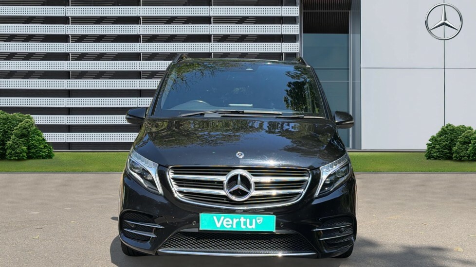 Mercedes-Benz V Class Amg Line Black #3