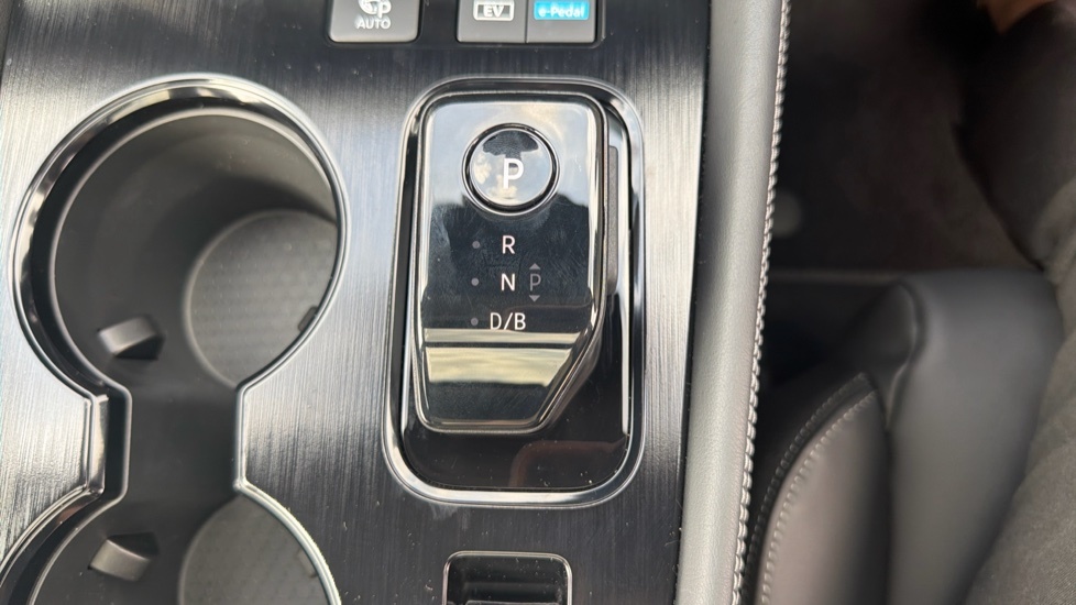 Nissan X-Trail 1.5 H E Power N Connecta Suv Hybrid Aut Black #32