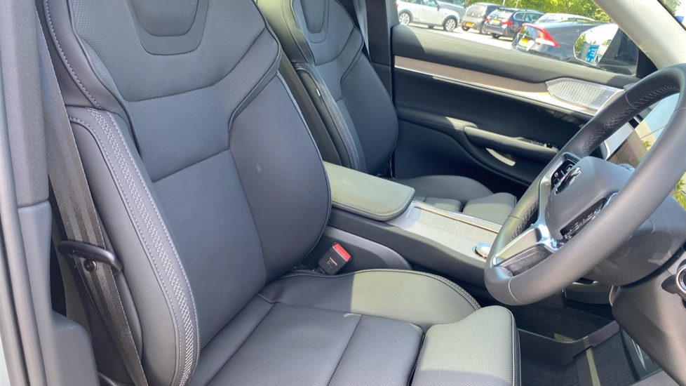 Volvo EX90 Ex90 300Kw Twin Motor Ultra 111Kwh Estate Blue #39