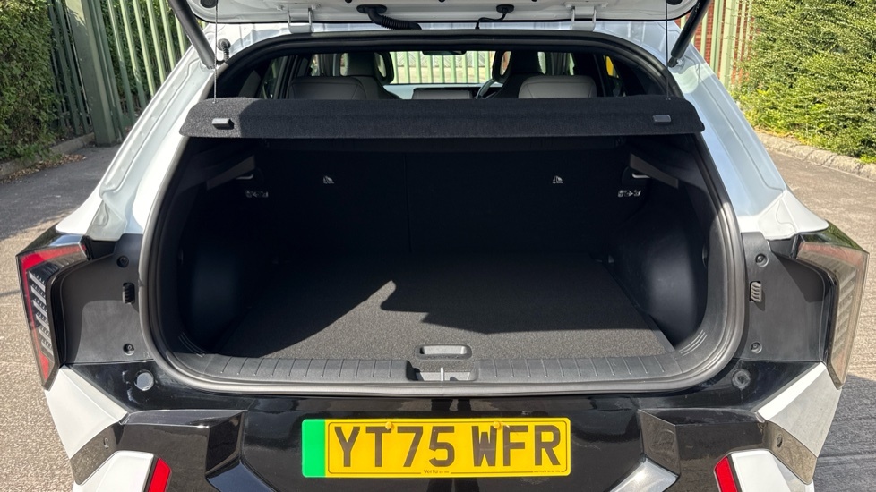 Kia EV4 Gt-line S YT75WFR White #4