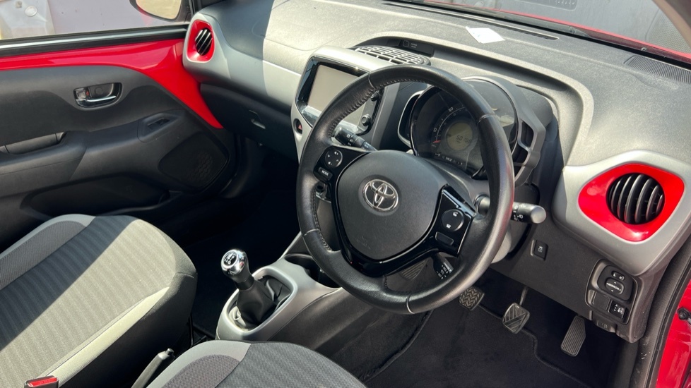 Toyota Aygo X 1.0 Vvt-i X-trend Euro 6 Grey #11