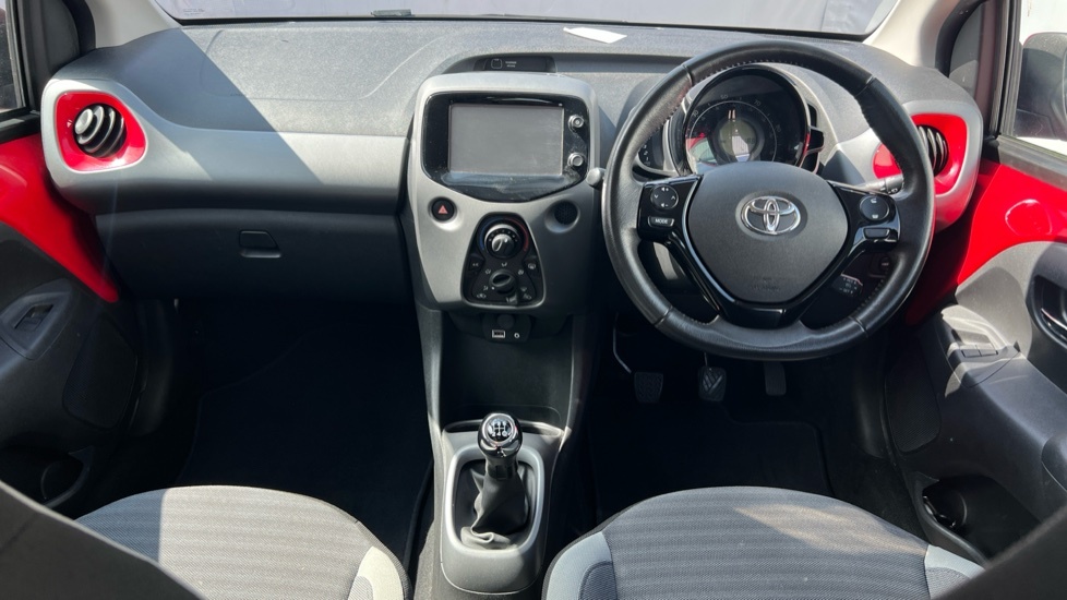 Toyota Aygo X 1.0 Vvt-i X-trend Euro 6 Grey #10