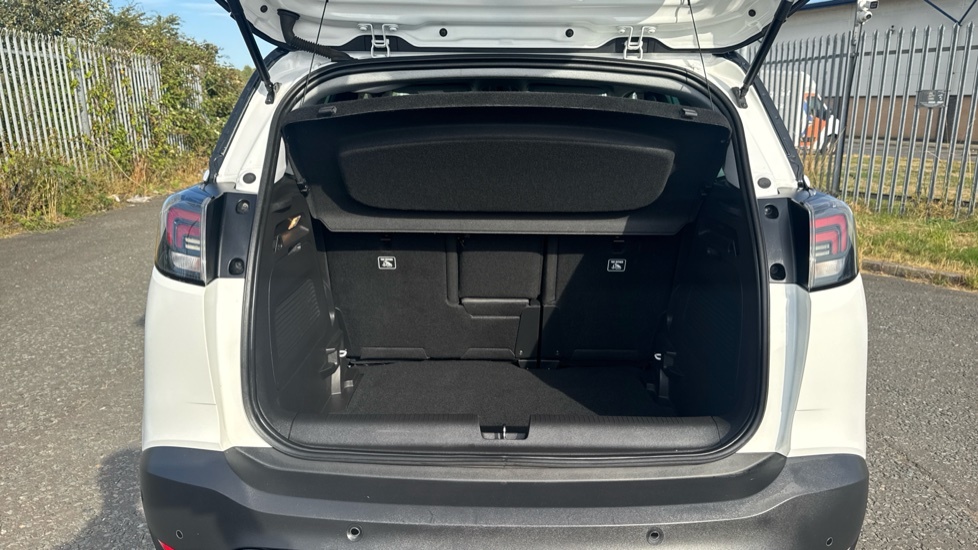 Vauxhall Crossland Ultimate White #4