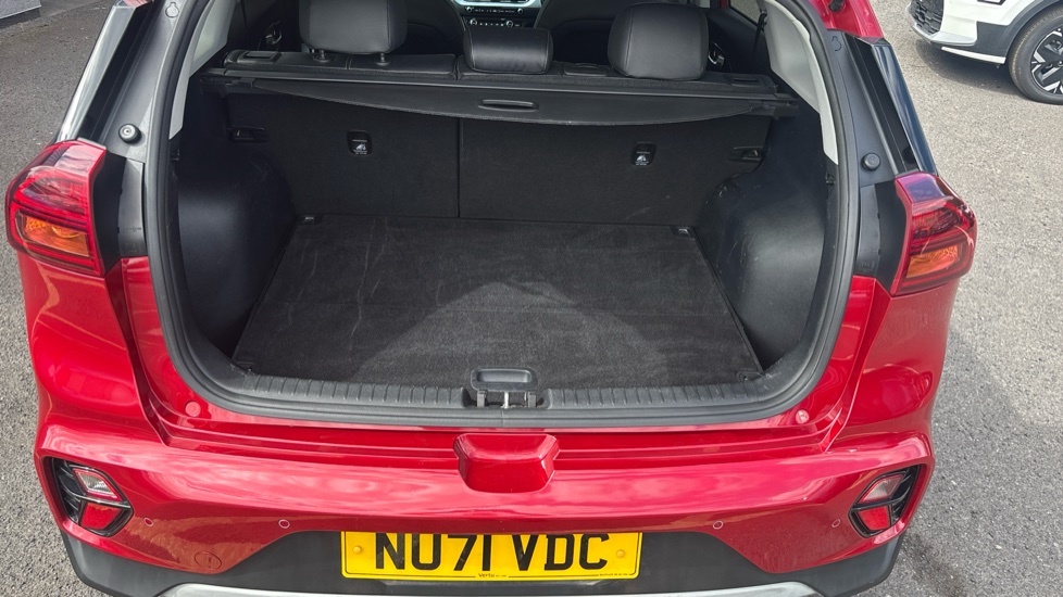 Kia Niro Connect Red #4