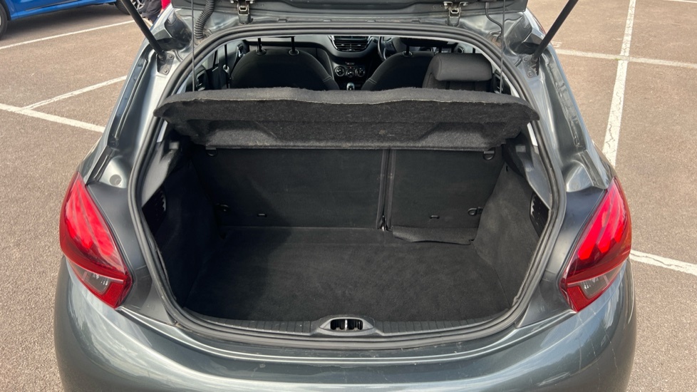 Peugeot 208 Allure Grey #4