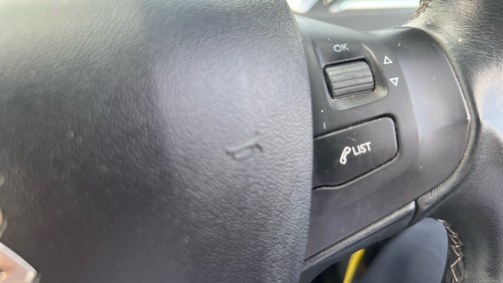 Peugeot 208 1.6 Bluehdi Gt Line Euro 6 Ss #30
