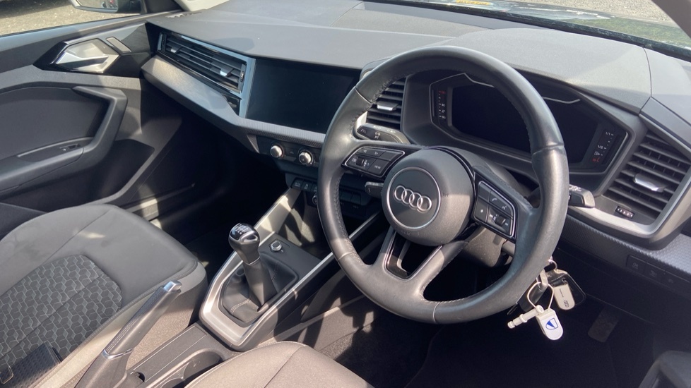 Audi A1 1.5 Tfsi 35 Citycarver Euro 6 S White #11