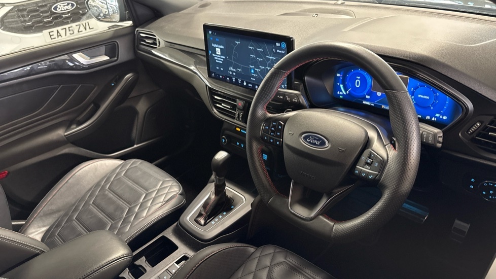 Ford Focus 1.0T Ecoboost St-line Estate Eur Grey #11