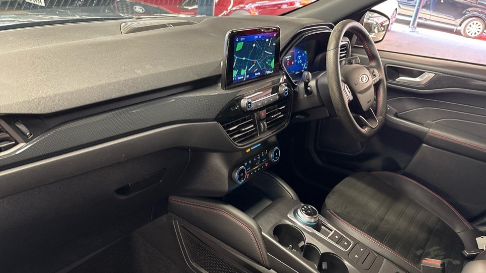Ford Kuga Kuga Vignale 2.5L Duratec Fhev 190Ps Fwd Cv Red #9