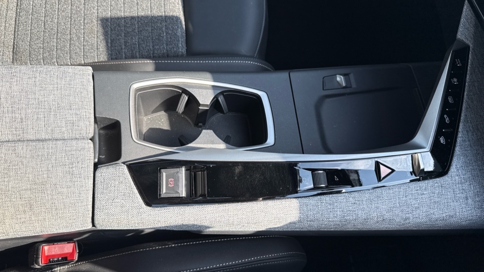 Peugeot 3008 73Kwh Gt Suv 210 Ps  #39