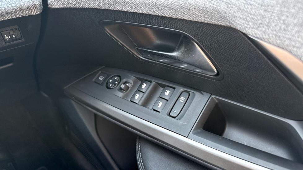 Peugeot 3008 73Kwh Gt Suv 210 Ps  #27