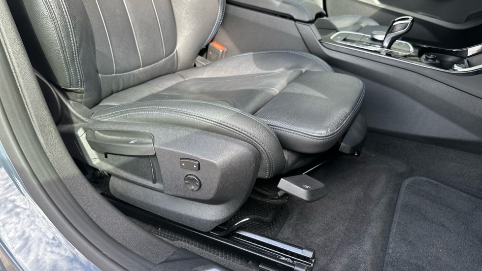 BMW 2 Series 1.5 218I M Sport Saloon Dct 136 Ps Black #32